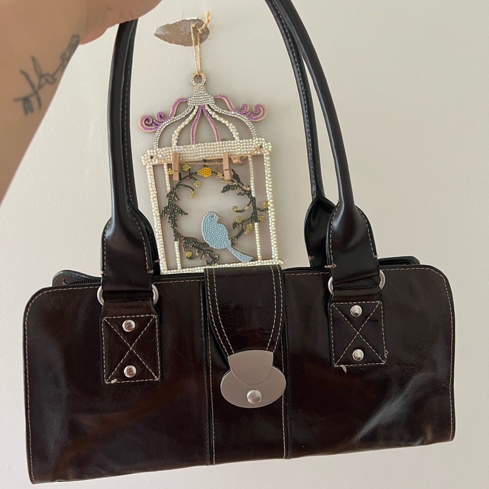 East5th Vintage Pursue